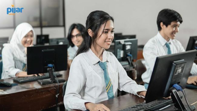 Pijar Sekolah Landasan Telkom untuk Akselerasi Pendidikan Digital di Indonesia